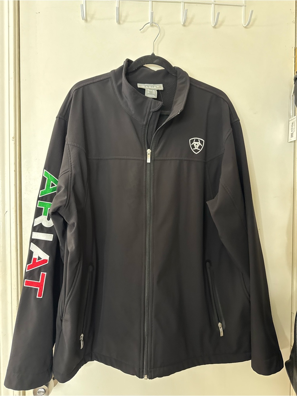 Ariat Black Lightweight Full-Zip Jacket with Logo Sleeve